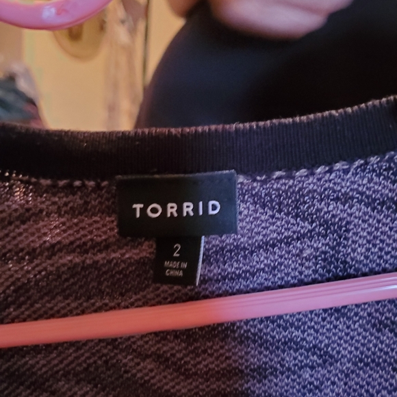 Grey&Black Zebra Duster Button-Up Cardi Sz2 Torrid - Picture 3 of 3